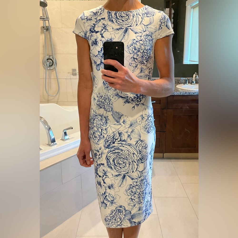 Chic Blue Floral Midi Dress